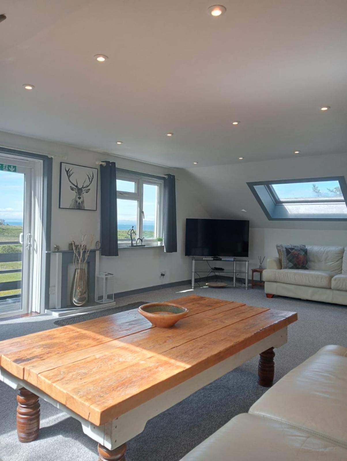 Self Catering Spacious Open Plan 3 Bed Apartment With Sea Views South Erradale Eksteriør bilde